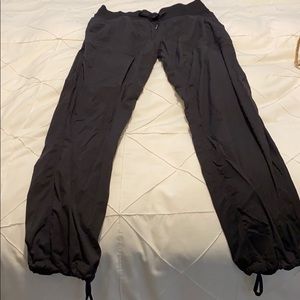 Lululemon dance studio size 6 pants